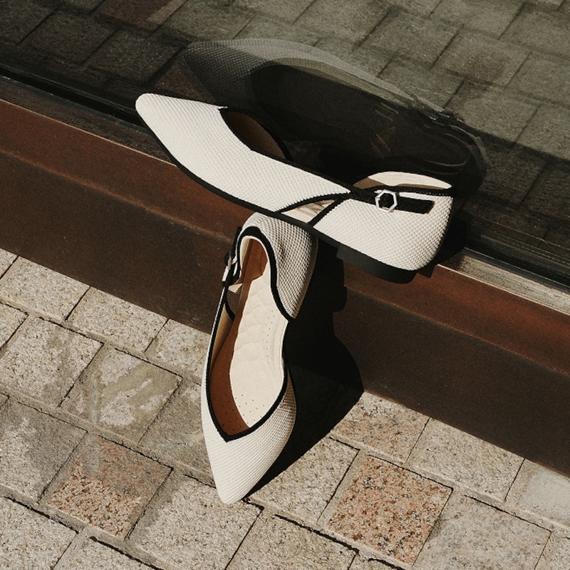 Pointed-Toe D'Orsay Flats (Malory), PALE APRICOT & BLACK BRICKWORK, EU37.5 | VIVAIA