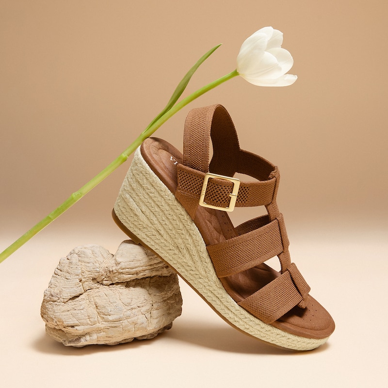 Round-Toe Slingback Wedge Sandals (Skyler), Dark Caramel, EU35 | VIVAIA
