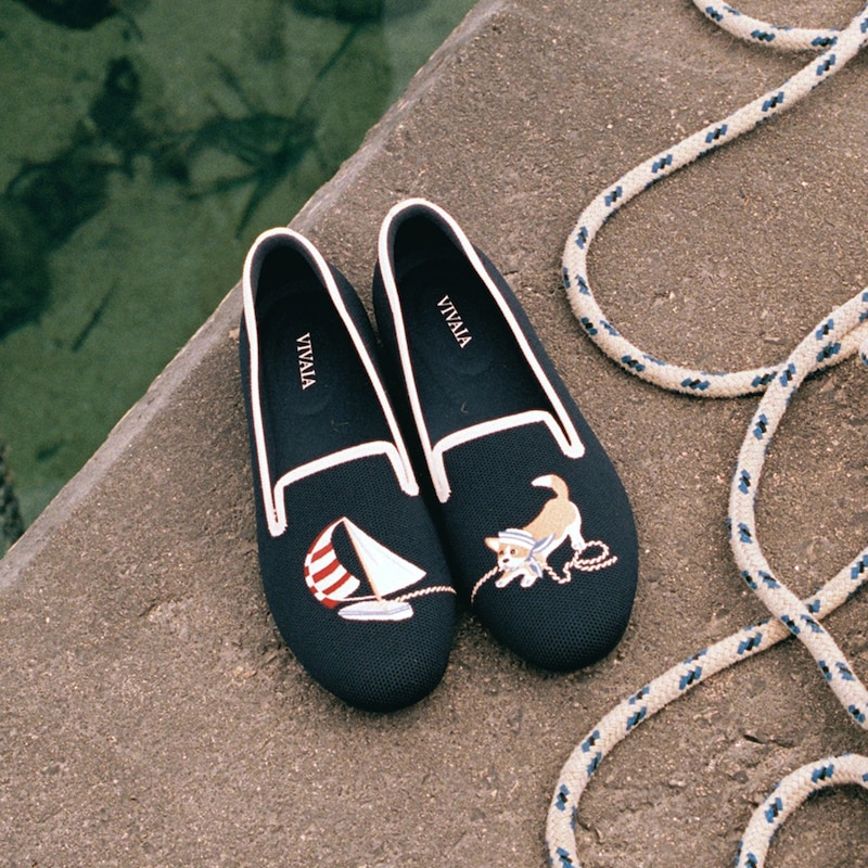 Round-Toe Embroidered Loafers (Audrey), Navy - Cream Ivory-Sailor Corgi, EU41 | VIVAIA