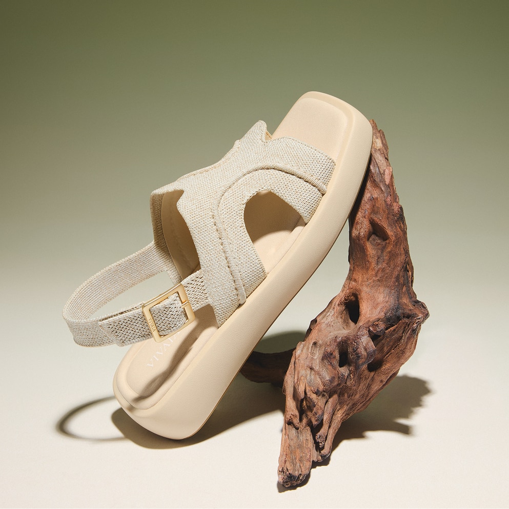 Square-Toe Platform Sandals (Hatty), Cream Ivory, EU35 | VIVAIA