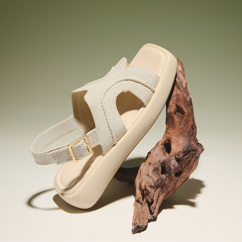 Square-Toe Platform Sandals (Hatty), Cream Ivory, EU35 | VIVAIA