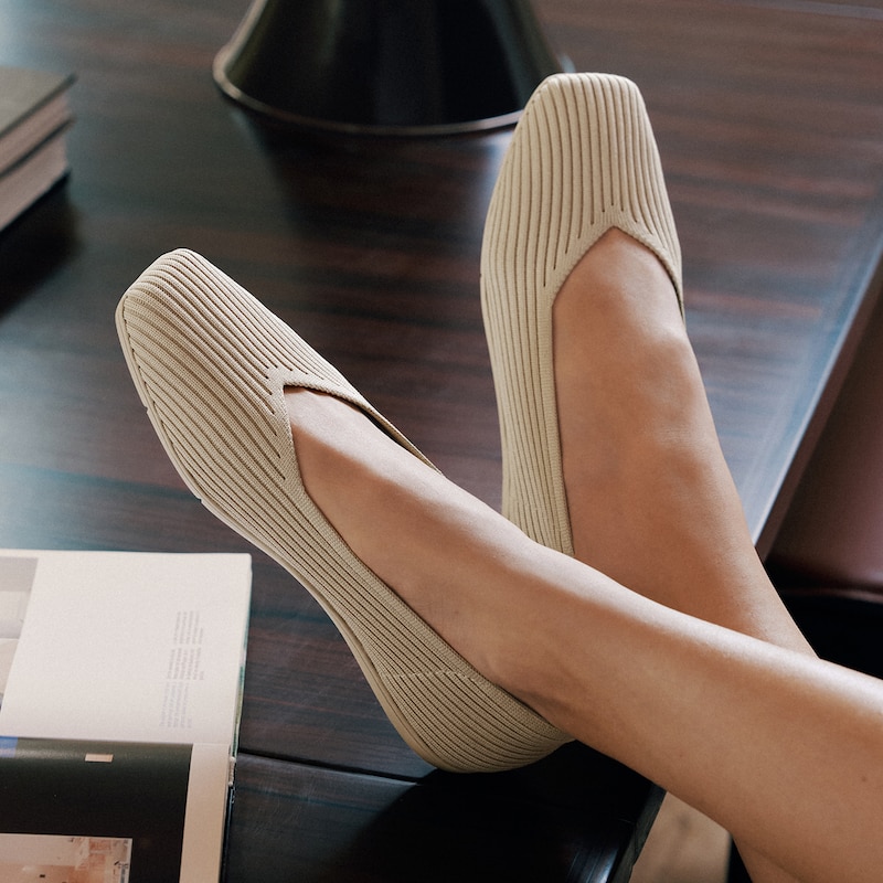 Margot Lightweight Square-Toe Flats (Margot Walker Air), Beige, EU40 | VIVAIA