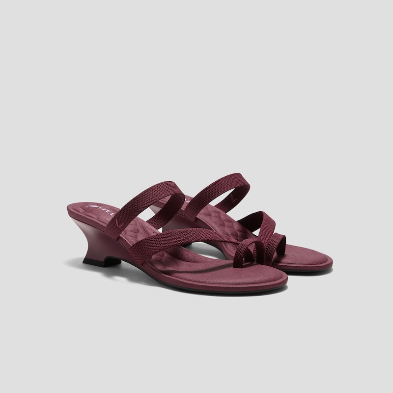 Round-Toe Toe Ring Sandals (Eden), PLUM, EU39 | VIVAIA