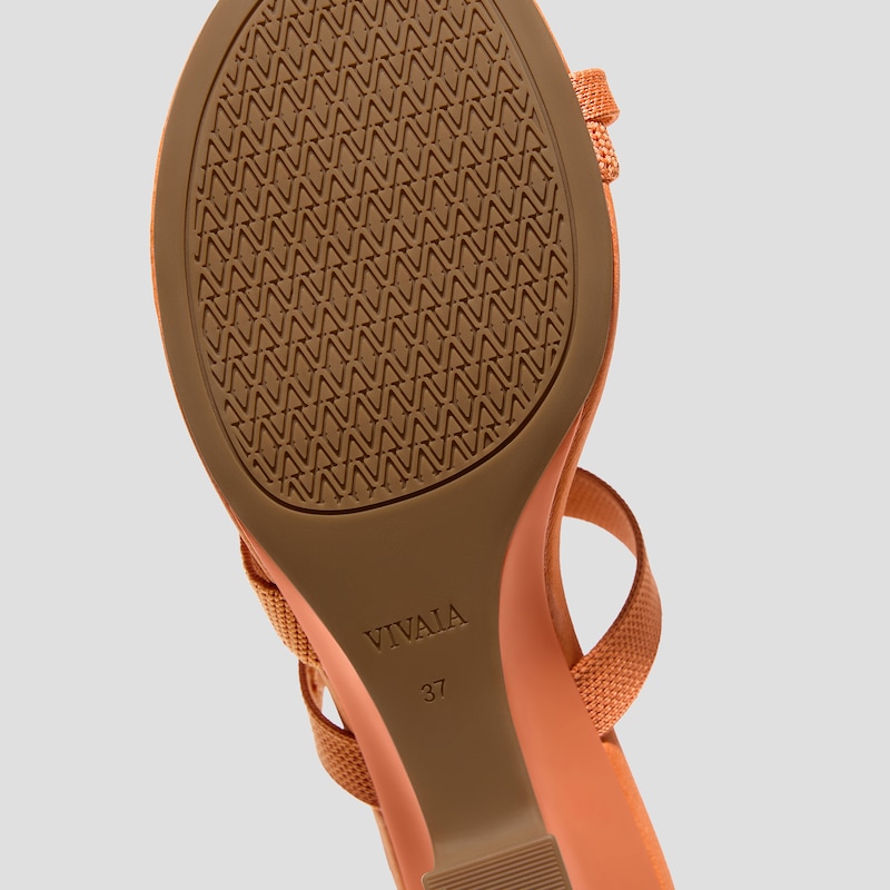Round-Toe Toe Ring Sandals (Eden), Tangerine, EU39 | VIVAIA