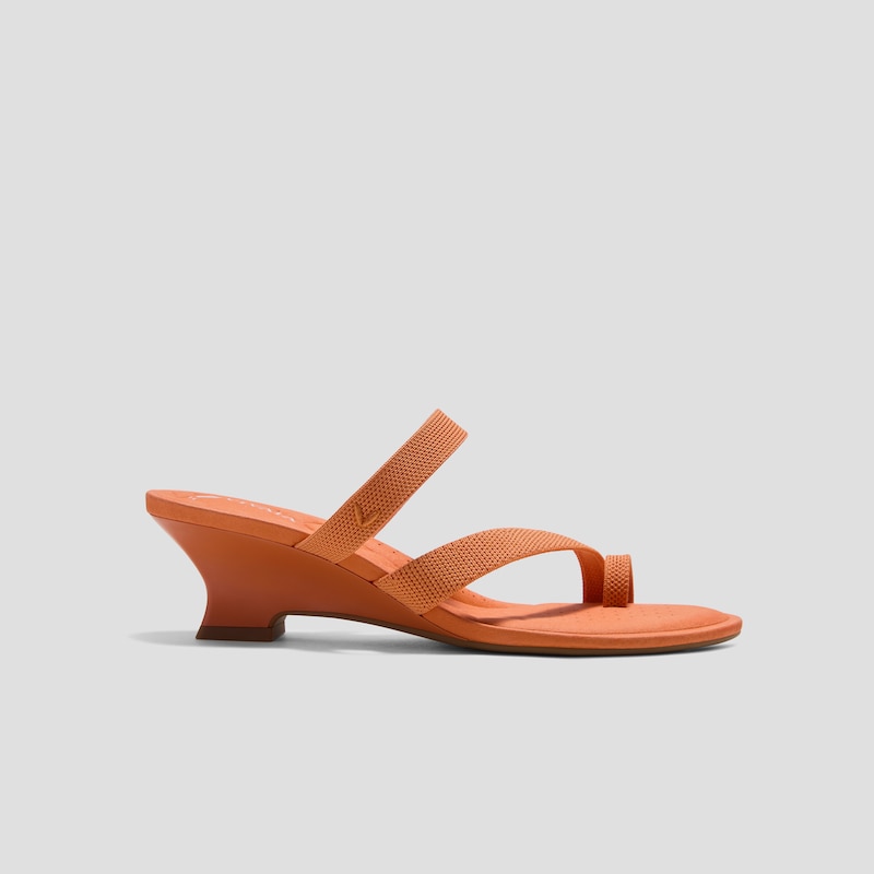 Round-Toe Toe Ring Sandals (Eden), Tangerine, EU39 | VIVAIA