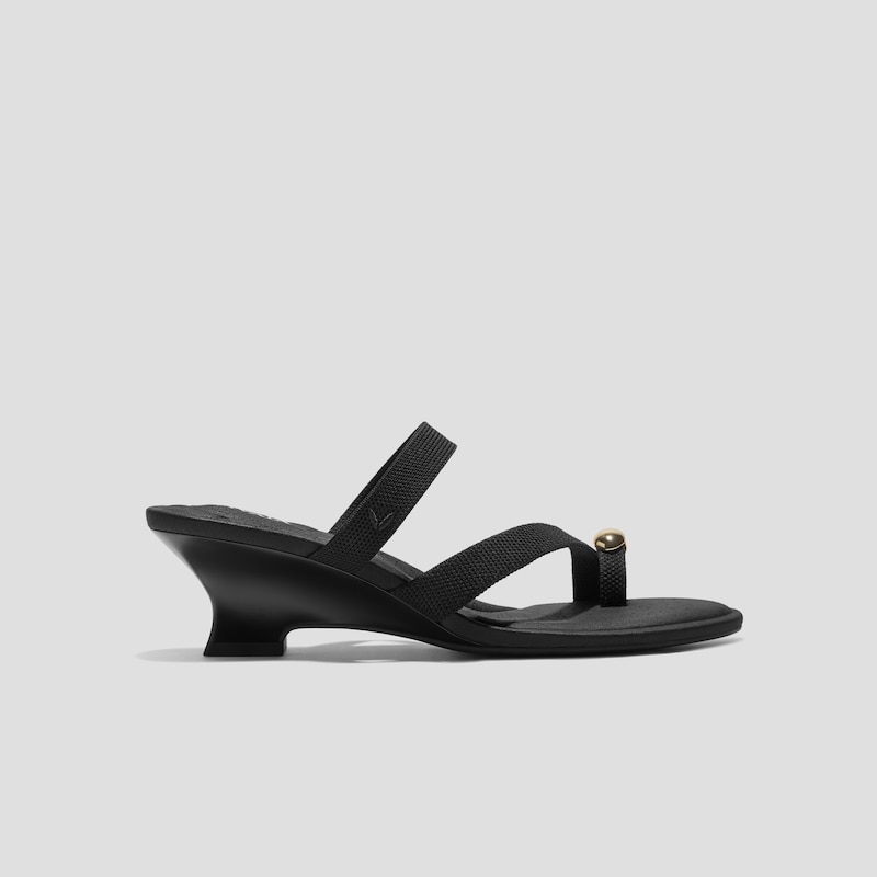 Round-Toe Toe Ring Sandals (Eden), Black, EU37 | VIVAIA