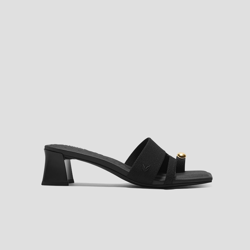 Square-Toe Toe Ring Sandals (Jayna), Black, EU38 | VIVAIA