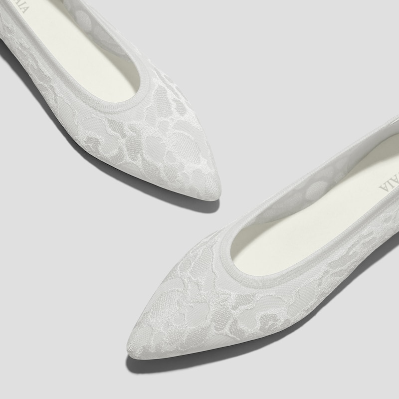 Pointed-Toe Lace Reborn™ Flats (Aria 5°), White Lace Embroidery, EU35 | VIVAIA