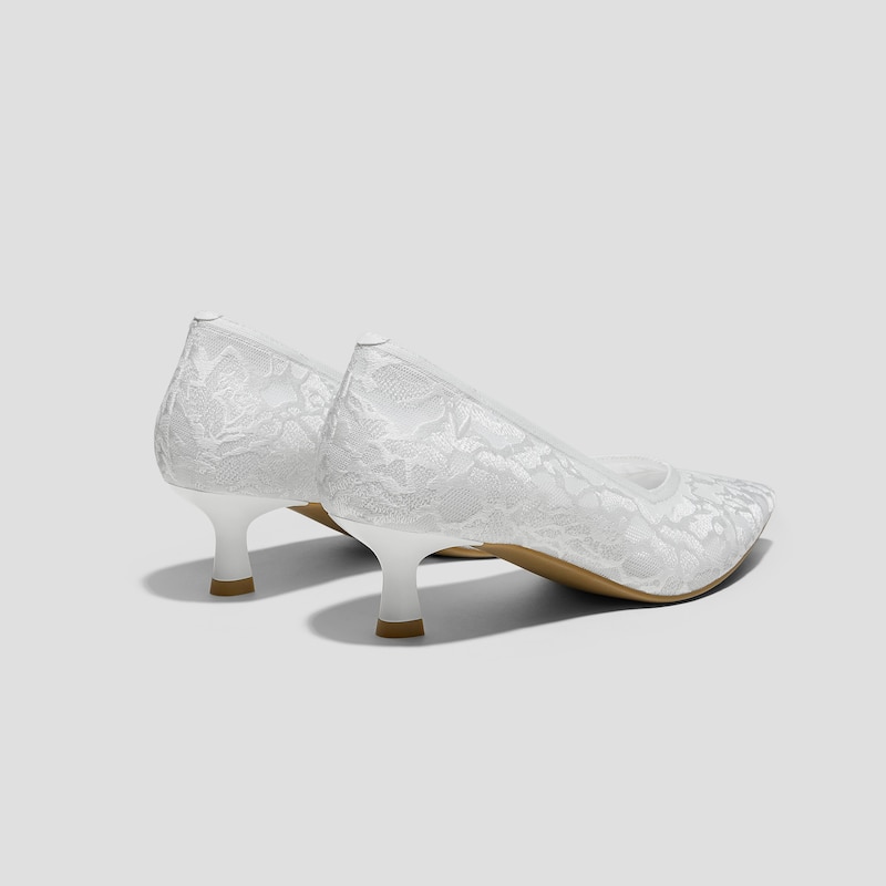 Pointed-Toe Kitten Heels (Scarlett), WHITE LACE embroidery, EU35 | VIVAIA