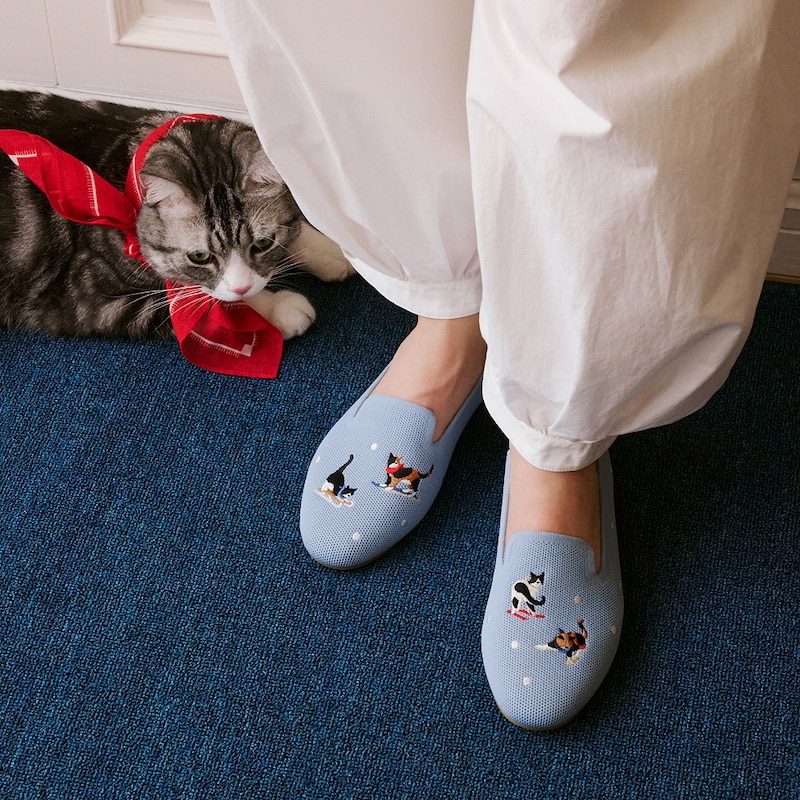 Round-Toe Embroidered Loafers (Audrey), SMOKY BLUE - SKIING CATS, EU39 | VIVAIA