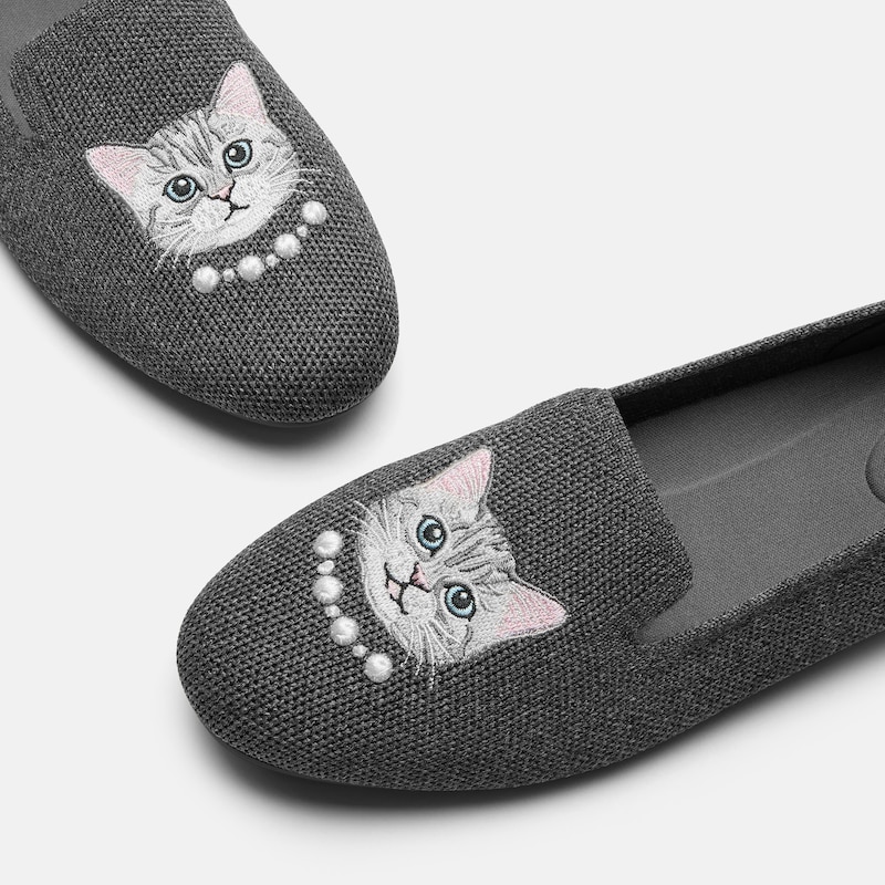 Round-Toe Embroidered Loafers (Audrey), RICH GREY - SILVER BRITISH CAT, EU37 | VIVAIA