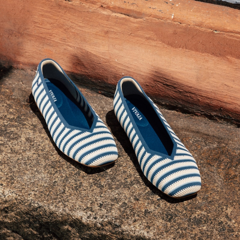 Square-Toe V-Cut Flats (Margot 2.0), PALE APRICOT & VINTAGE INTERLOCKING, EU41.5 | VIVAIA