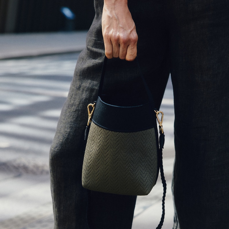 The Bucket Tote (Farreh), Army Green & Black Harvest Grain, one-size | VIVAIA