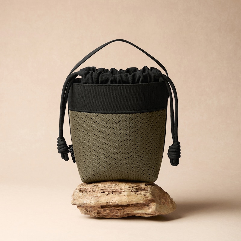 The Bucket Tote (Farreh), Army Green & Black Harvest Grain, one-size | VIVAIA