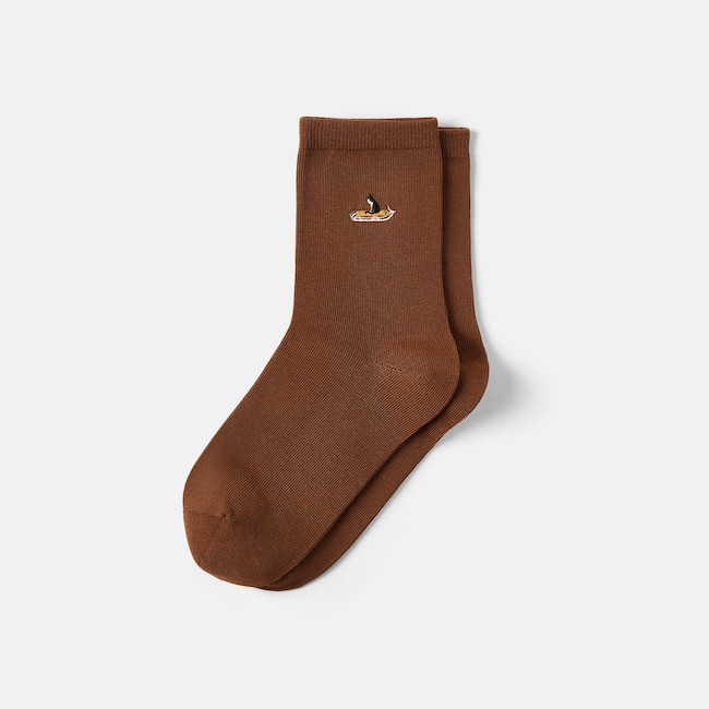 1 Pair Animal Jacquard Crew Socks (Aubrey) - Tawny - Beagle Sled
