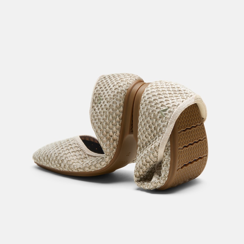 Square-Toe Margot V-Cut Flats (Margot 3.0), DOESKIN OLIVE, EU35 | VIVAIA