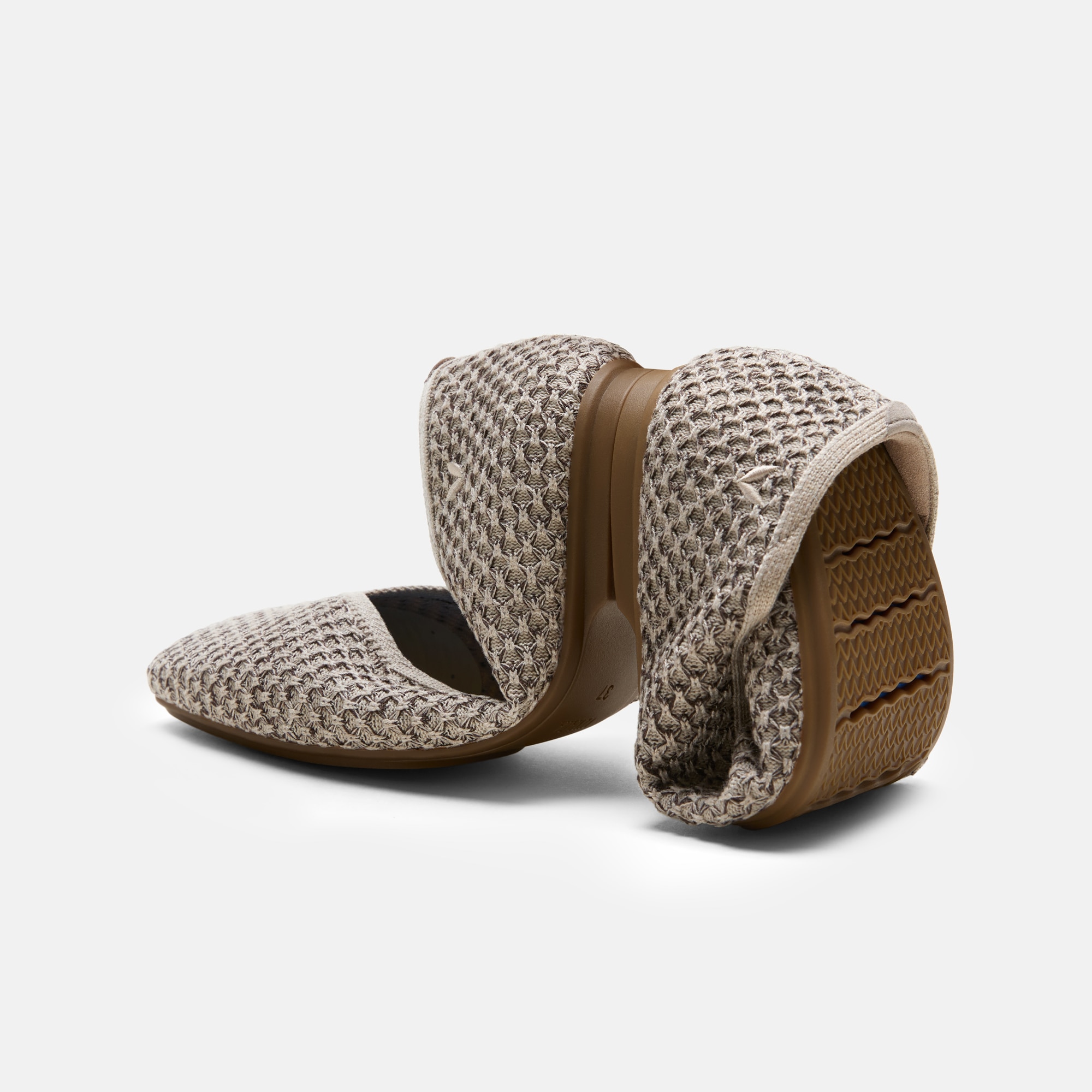 Square-Toe Margot V-Cut Flats (Margot 3.0), APRICOT CAMEL - DARK