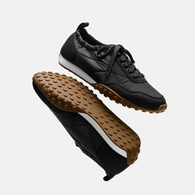 Round-Toe Casual Sneakers (Lexi), Black, EU41 | VIVAIA