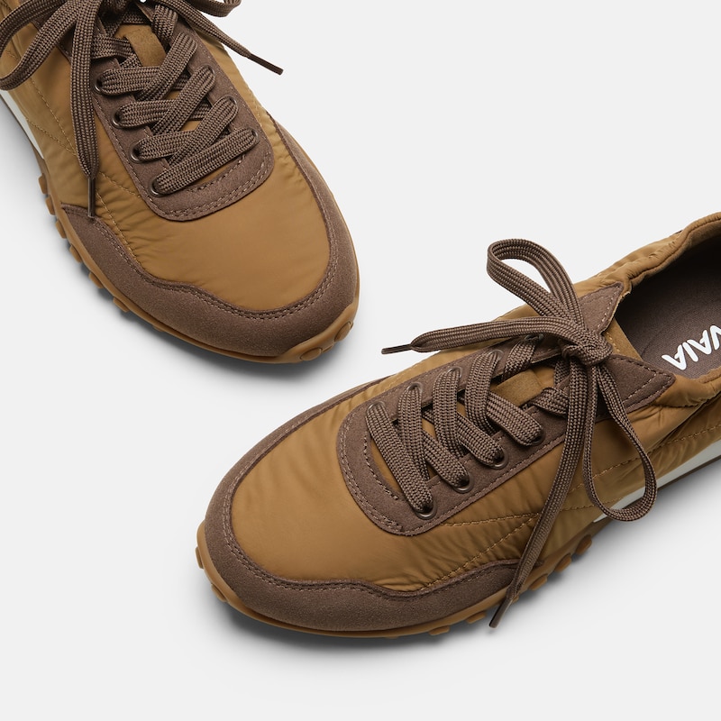 Round-Toe Casual Sneakers (Lexi), DARK CHESTNUT & BISON, EU37 | VIVAIA