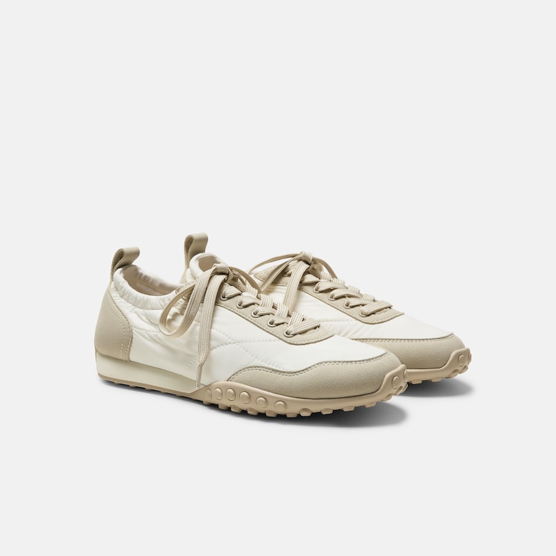 Round-Toe Casual Sneakers (Lexi), SEASHELL & CASTLE WALL, EU42.5 | VIVAIA