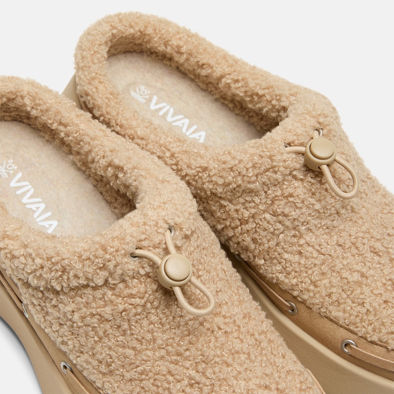 Round-Toe Fuzzy Platform Mules (Tobi), Latte, EU39 | VIVAIA