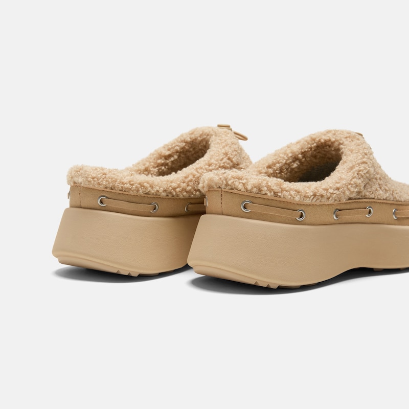 Round-Toe Fuzzy Platform Mules (Tobi), Latte, EU39 | VIVAIA