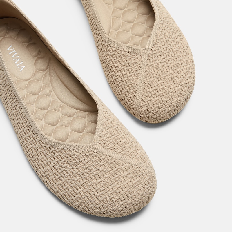 Wide Toe Knit Box Flats (Tia), Almond, EU39 | VIVAIA