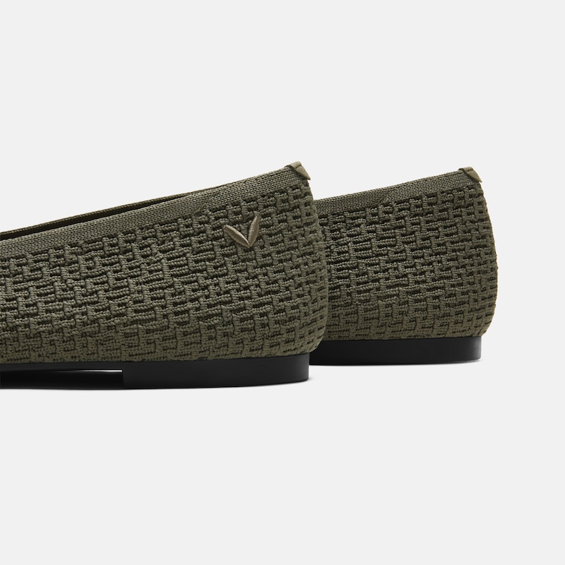 Wide Toe Knit Box Flats (Tia), Burnt Olive, EU37.5 | VIVAIA