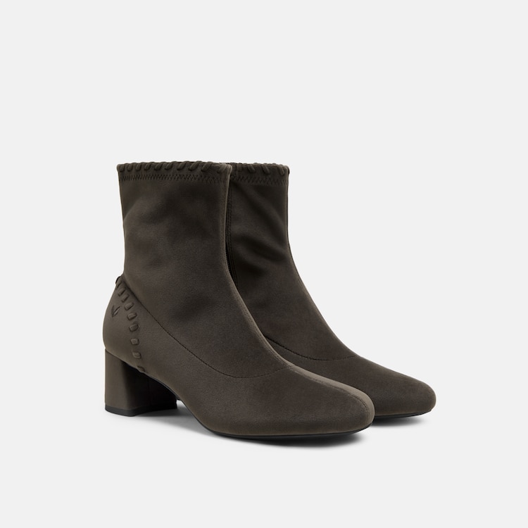 Round-Toe-Velvet-Whipstitched-Ankle-Boots-(Rhoda)