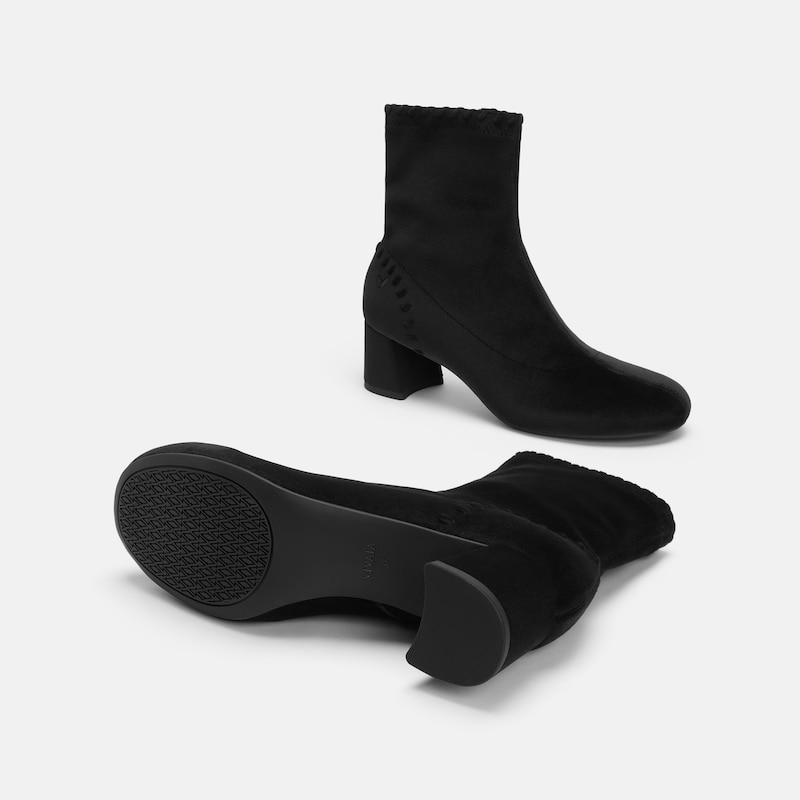 Round-Toe Velvet Whipstitched Ankle Boots (Rhoda), Black, EU36.5 | VIVAIA