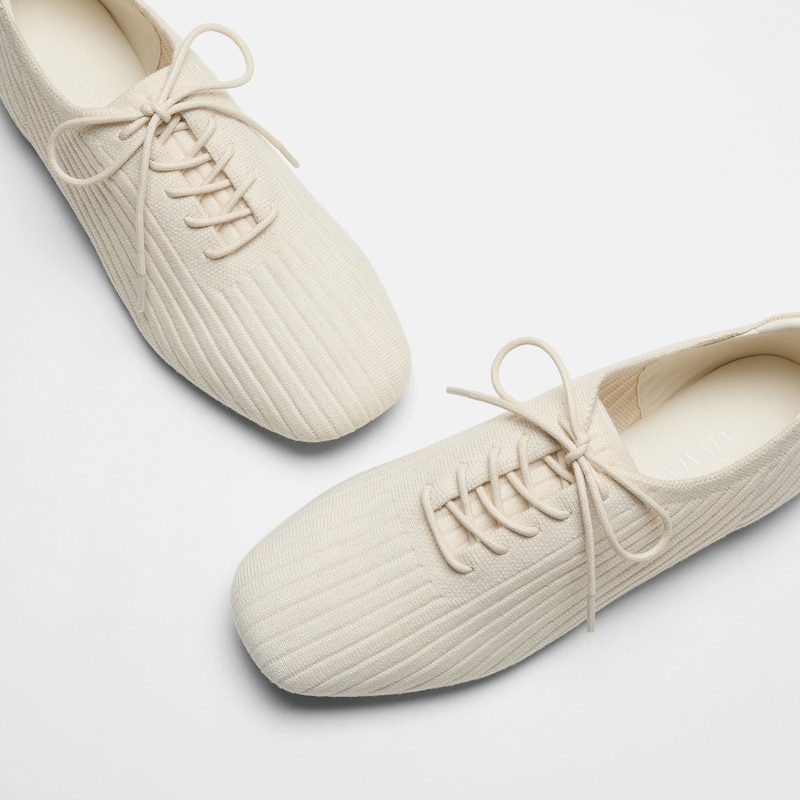 Square-Toe Derby Flats (Cheslea), Pale Apricot Wool, EU35.5 | VIVAIA