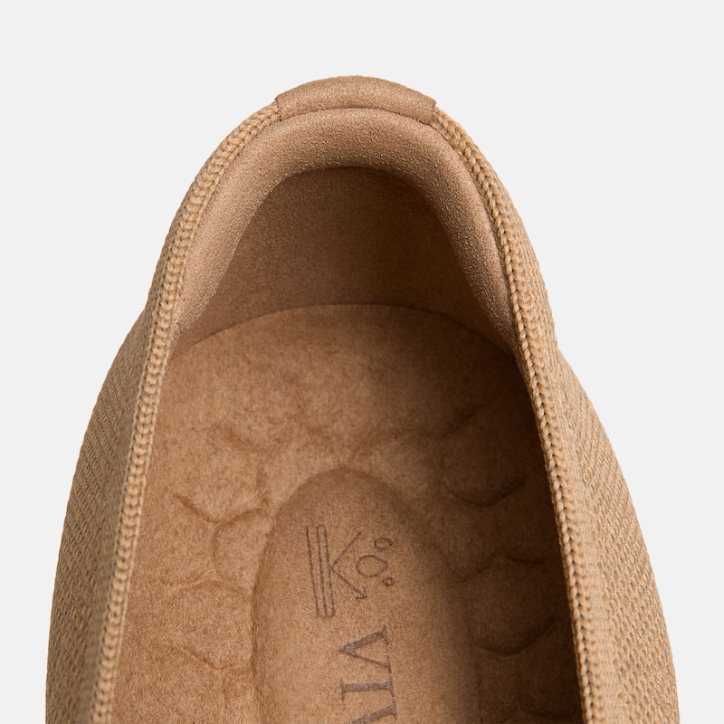 Round-Toe Chunky Heel Loafers (Franata), Nutmeg & Cream, EU35 | VIVAIA
