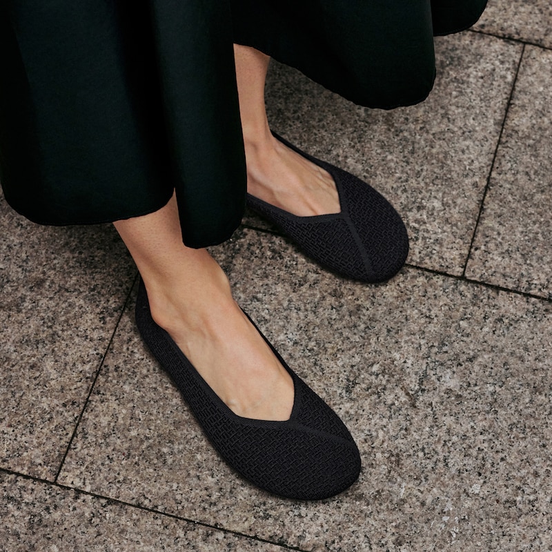 Wide Toe Knit Box Flats (Tia), Black, EU39 | VIVAIA
