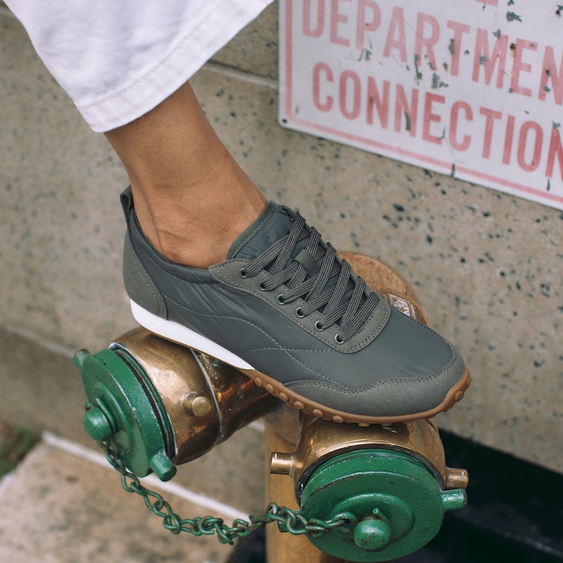 Round-Toe Casual Sneakers (Lexi), SEAWEED, EU39 | VIVAIA
