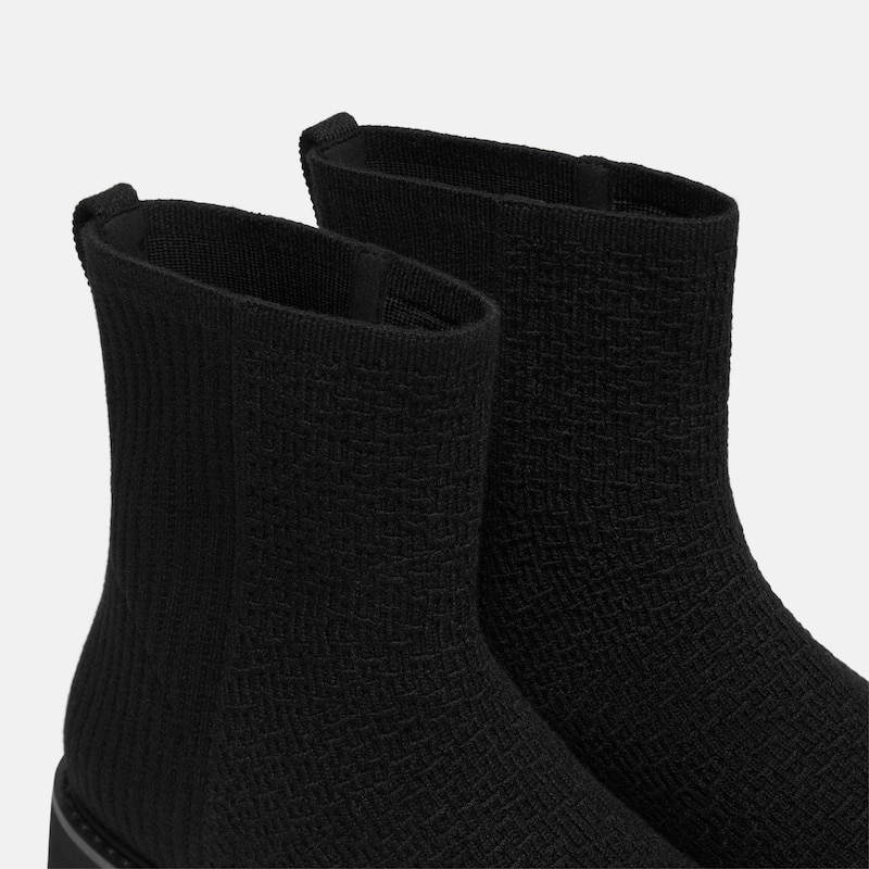 Round-Toe Wool Ankle Boots (Freja), Black, EU41 | VIVAIA