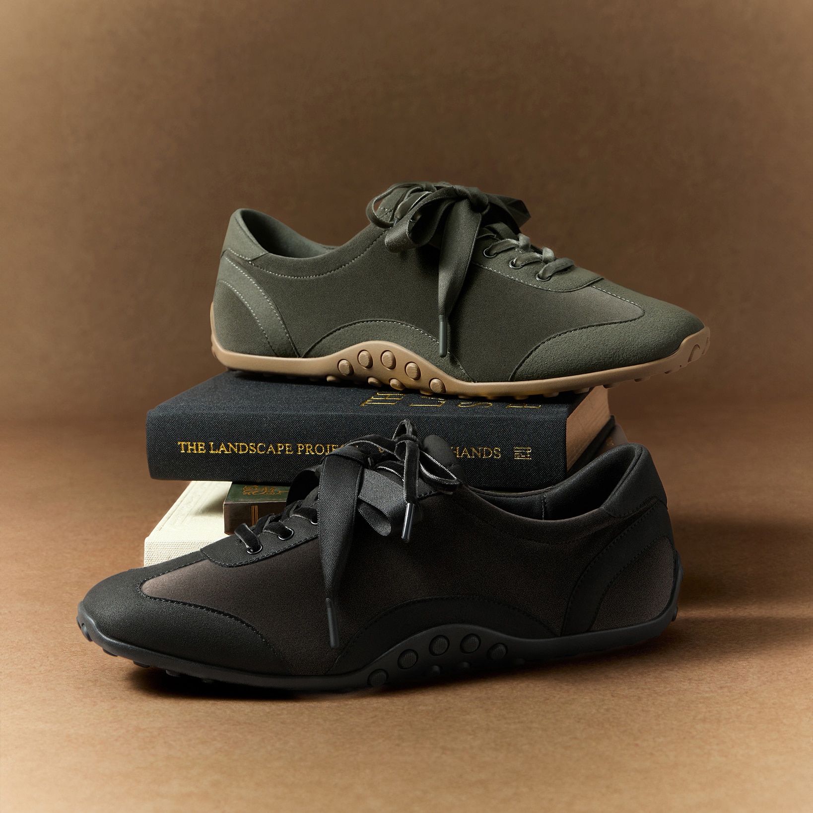 Square-Toe Jogger Sneakerina (Carol), Seaweed, EU35 | VIVAIA
