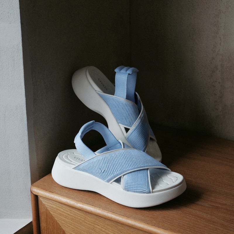 Elastic Back Strap Walker Sandals (Kara 2.0), BABY BLUE METALLIC & IVORY, EU35.5 | VIVAIA
