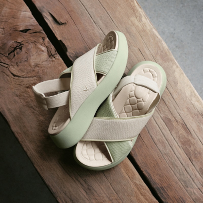 Elastic Back Strap Walker Sandals (Kara 2.0), MATCHA & CREAM IVORY, EU39.5 | VIVAIA
