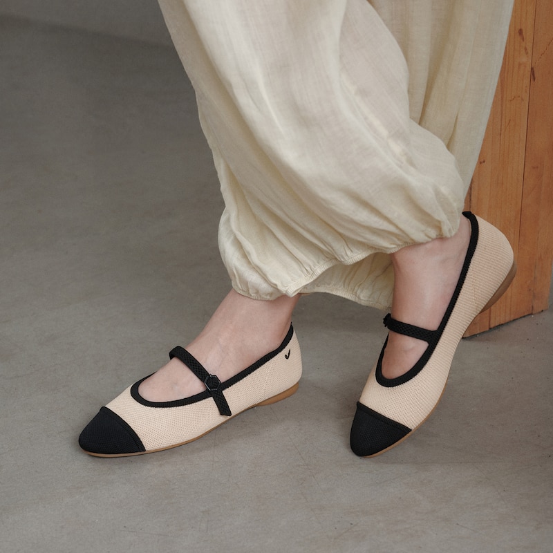 Almond-Toe Mary Janes AdaptAll™ (Tamia Mary Jane), ALMOND BLACK, EU37 | VIVAIA