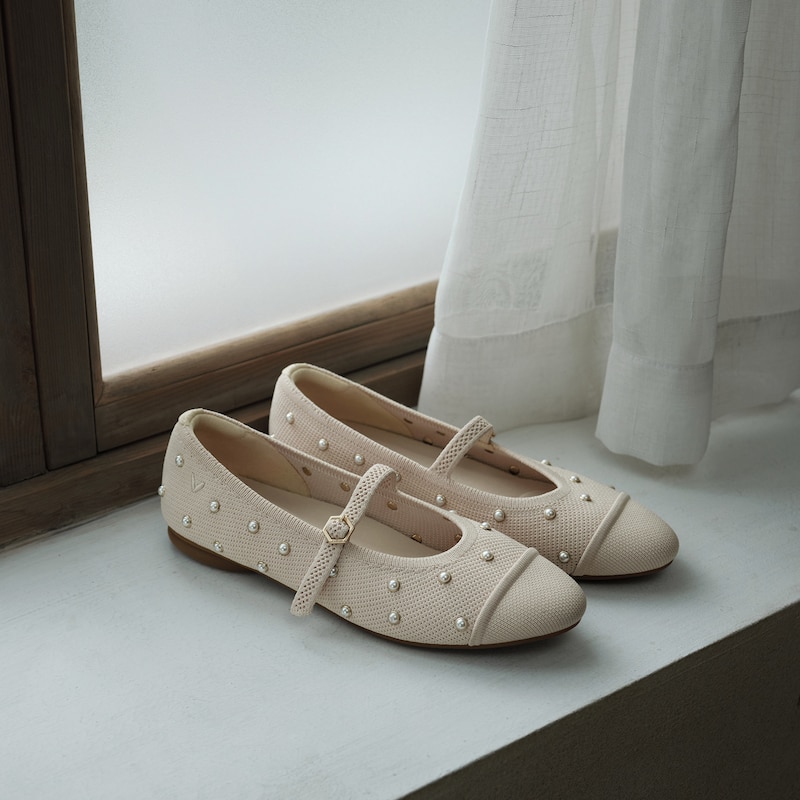 Almond-Toe Mary Janes AdaptAll™ (Tamia Mary Jane), CREAM IVORY PEARLS, EU37.5 | VIVAIA