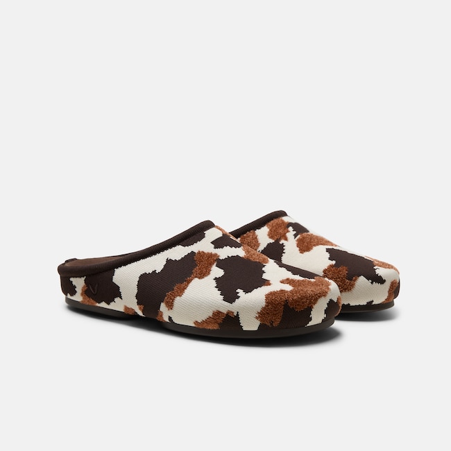 Round-Toe Clog Mules (Buna) - Wildweave