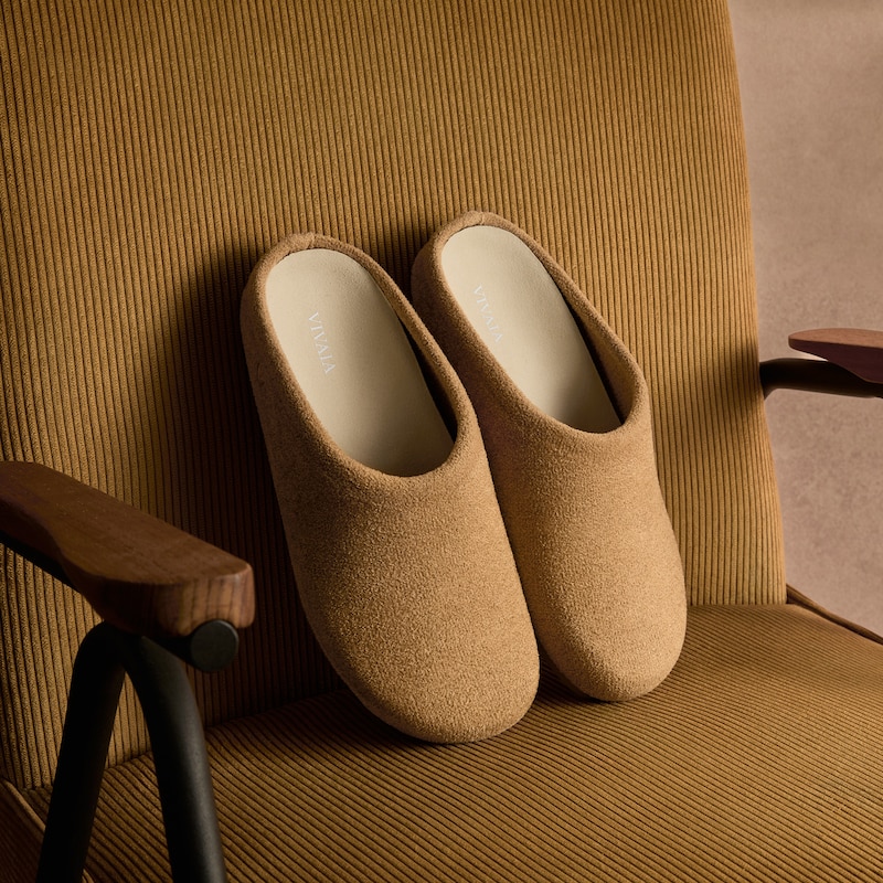 Round-Toe Clog Mules (Buna), Dark Ginger Yellow Velvet, EU38 | VIVAIA