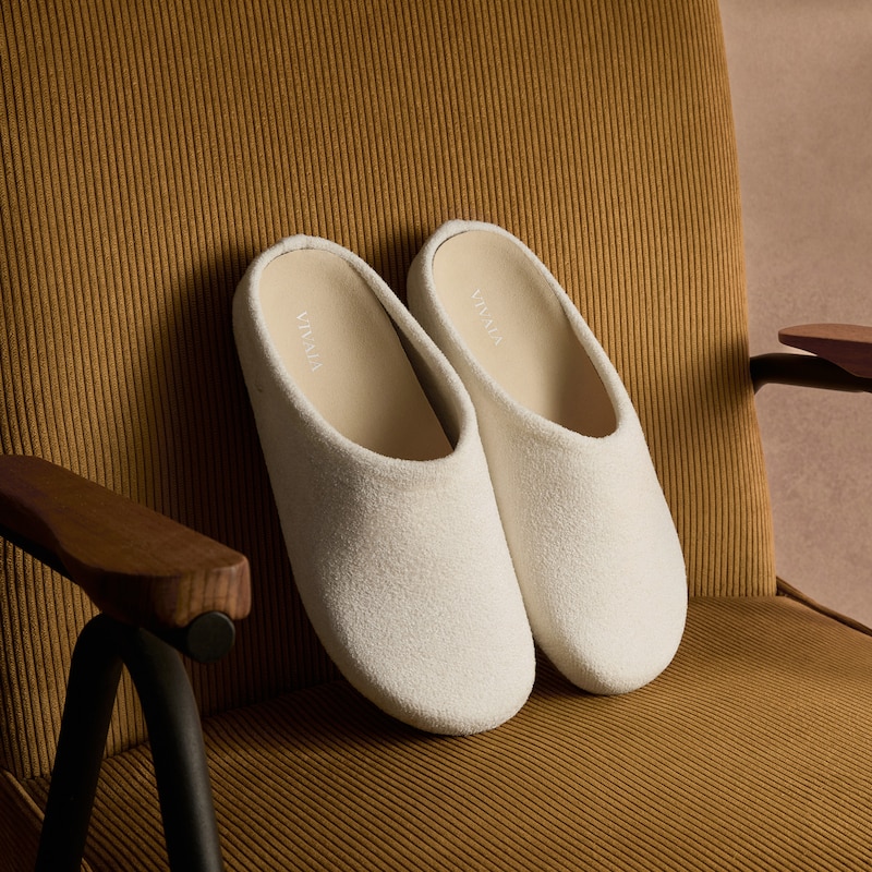 Round-Toe Clog Mules (Buna), Cream Velvet, EU35 | VIVAIA