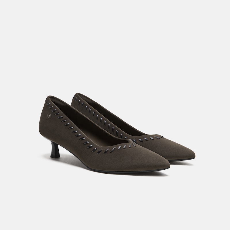 Velvet Whipstitched Kitten Heels (Scarlett), Amber Brown & Black, EU39 | VIVAIA