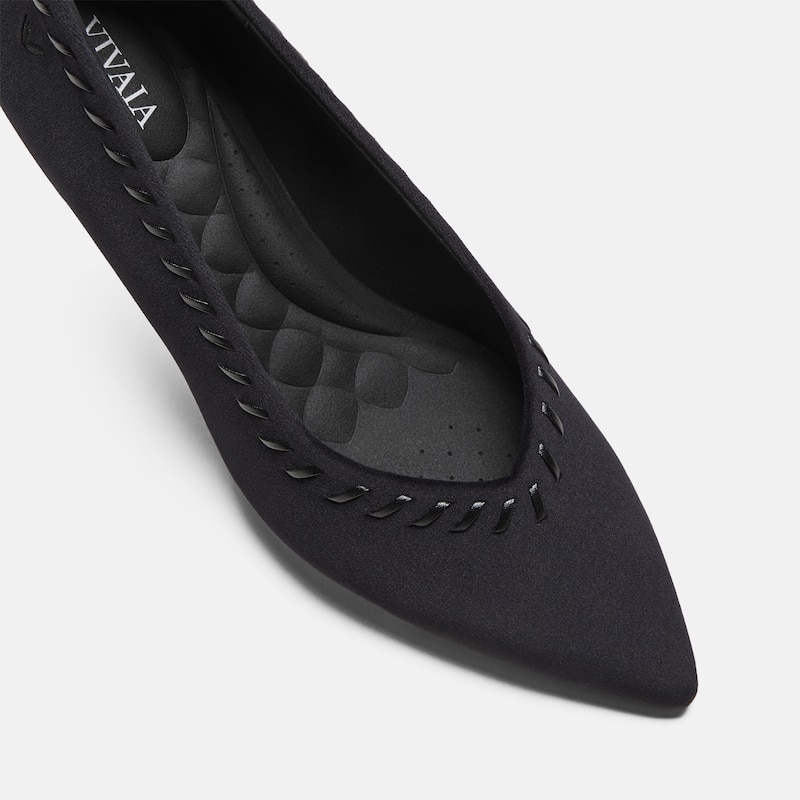 Velvet Whipstitched Kitten Heels (Scarlett), Black, EU37.5 | VIVAIA