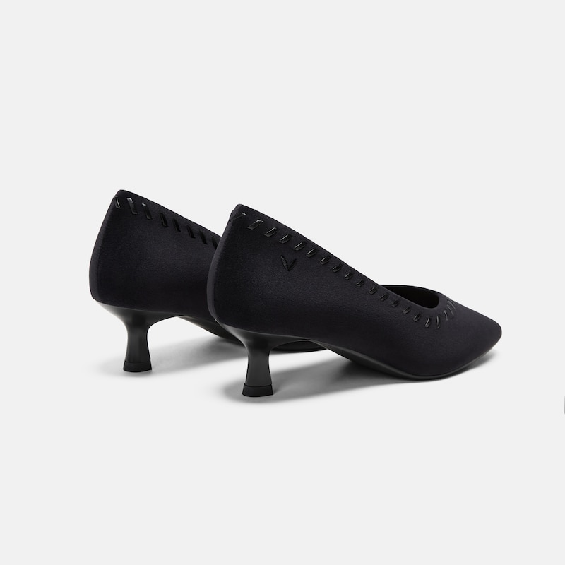 Velvet Whipstitched Kitten Heels (Scarlett), Black, EU37.5 | VIVAIA