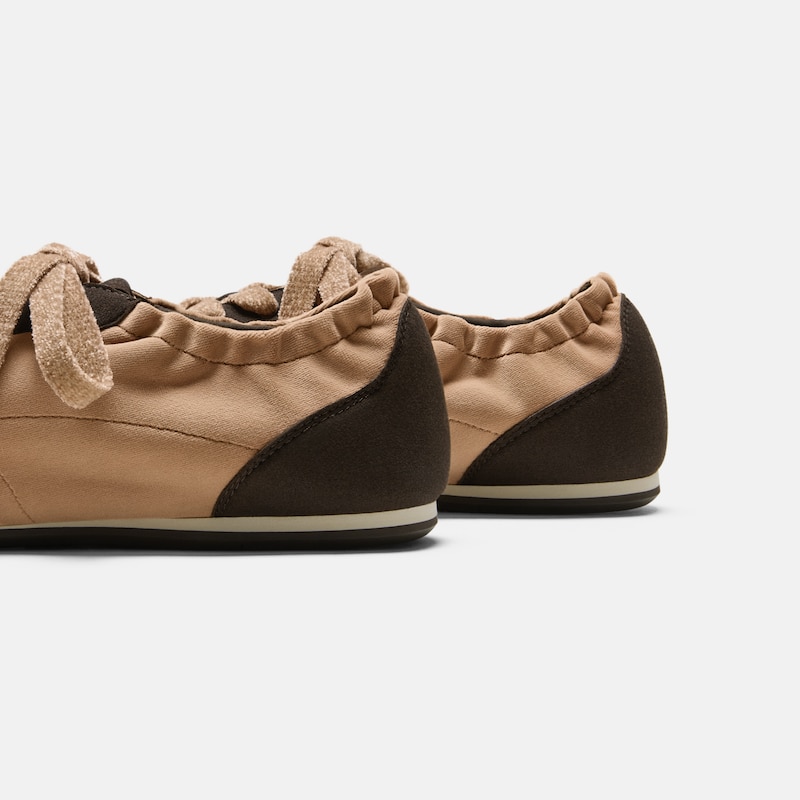 Round-Toe Jogger Sneakerina (Yancy), Nutmeg & Dark Chocolate, EU39 | VIVAIA