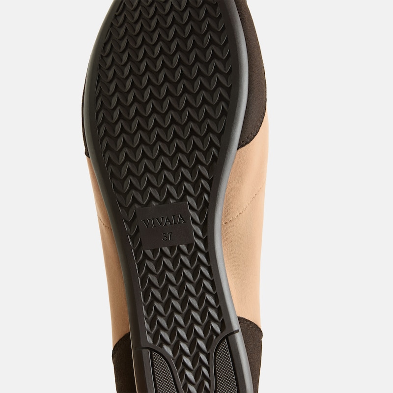 Round-Toe Jogger Sneakerina (Yancy), Nutmeg & Dark Chocolate, EU39 | VIVAIA