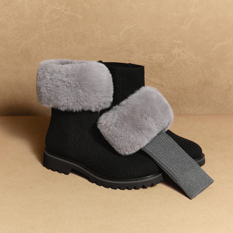 Plush Leg Warmers (Mackie), Rich Grey, one-size | VIVAIA