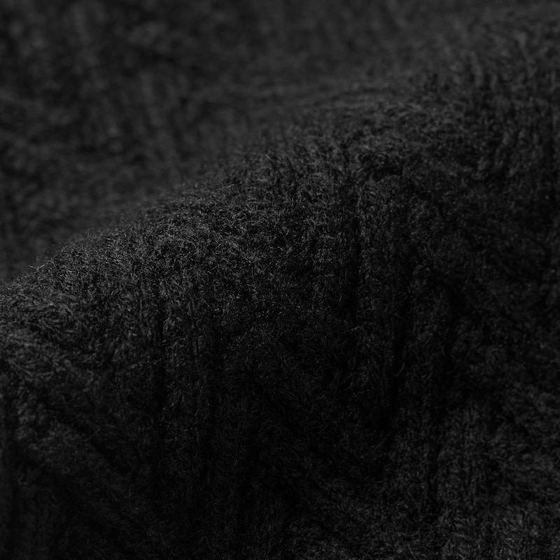 Textured Knit Leg Warmers (Peonie), Black, one-size | VIVAIA